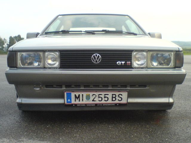 Roberts+Scirocco.jpg