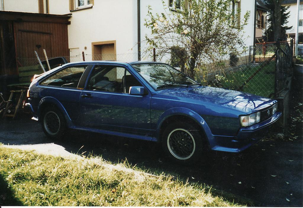 VW Scirocco GT2 blau_3.jpg