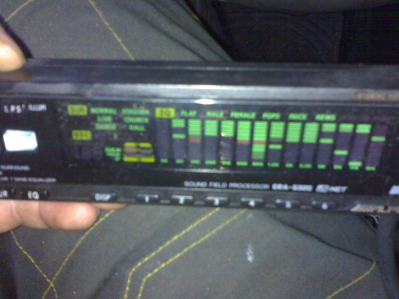 24112007166 web.JPG