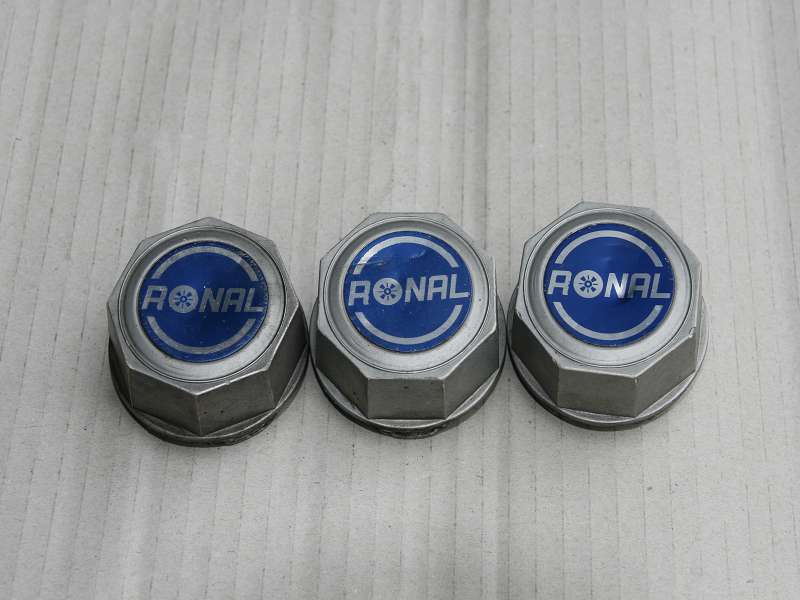 ronal.jpg