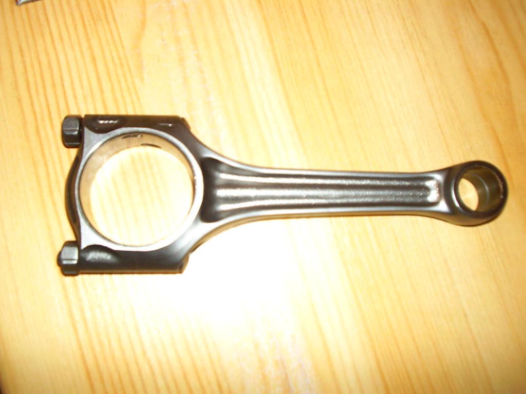 pleuel neu bearbeitet.jpg