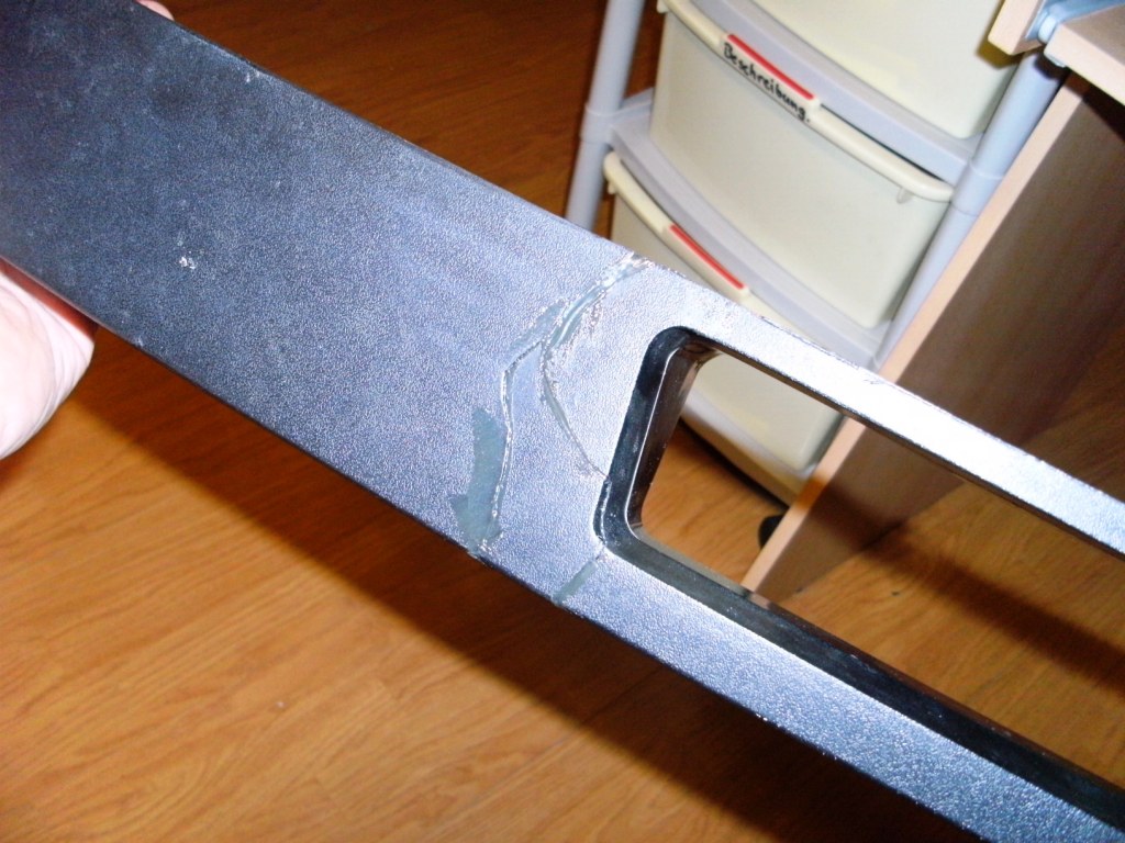 reparatur spoiler - Kopie.JPG