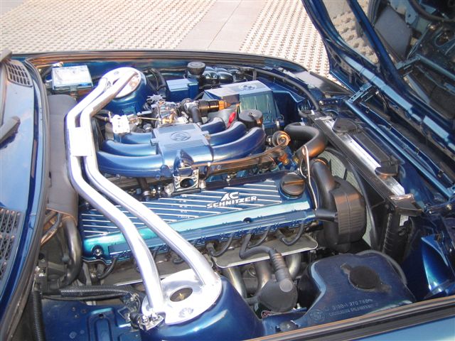 Motorraum1.jpg
