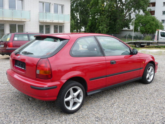 Civic hinten.JPG