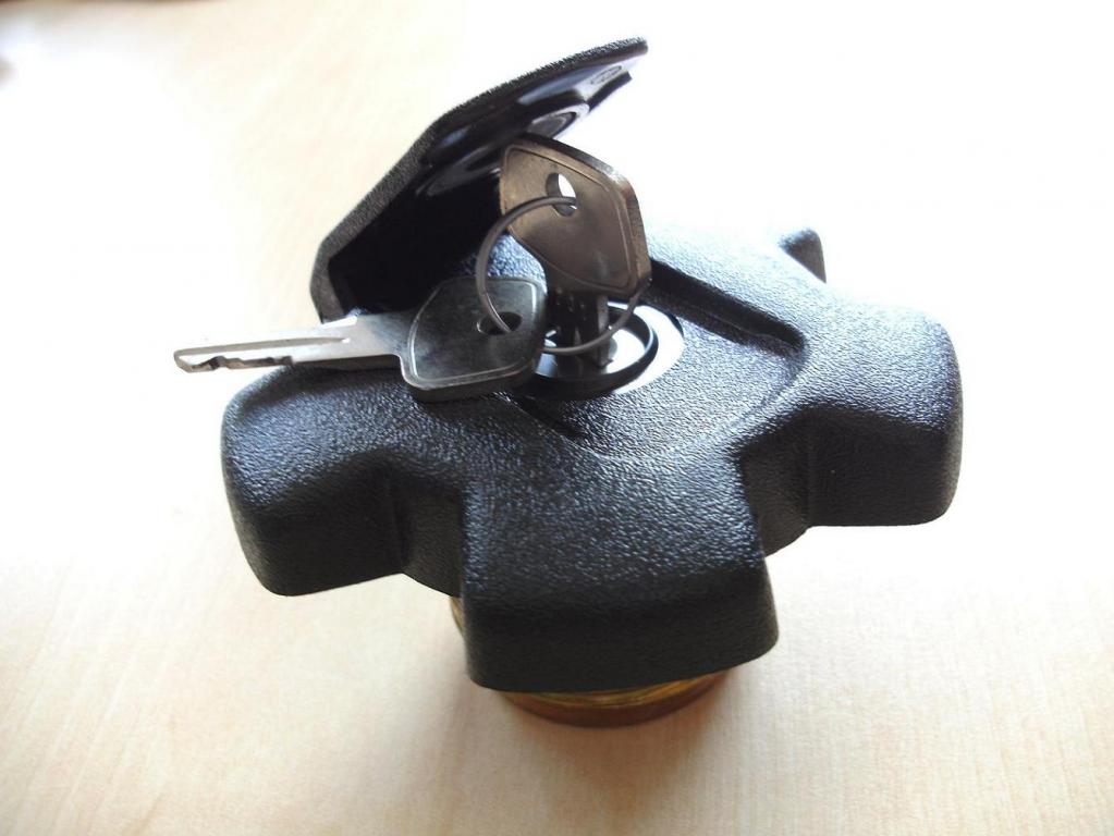 tankdeckel geschr. oben klein.jpg