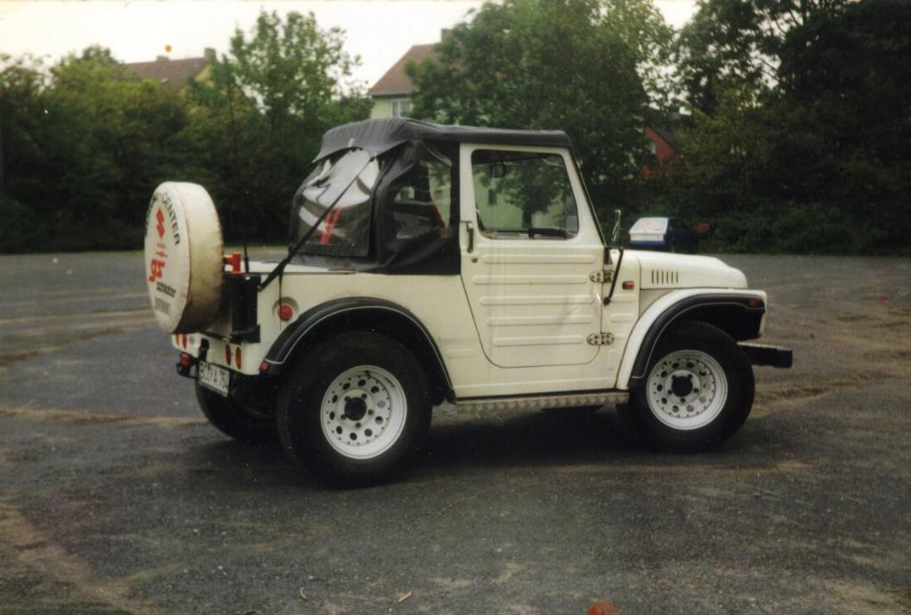 Suzuki LJ80.jpg
