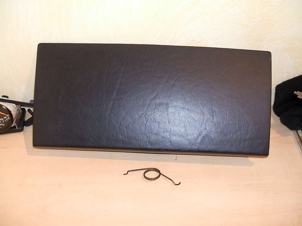 Handschuhfach.jpg