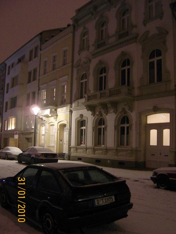 100_1992.jpg