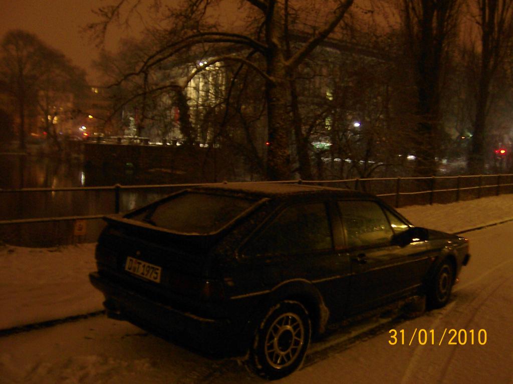 100_1979.jpg